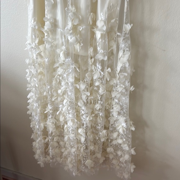 Helsi Audrey Square-Neck Floral Appliqué Sheer Midi Dress - Picture 6 of 12